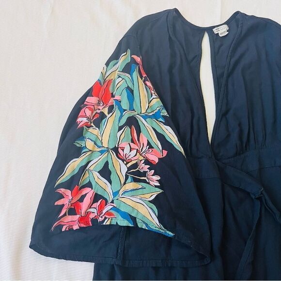Billabong Womens Sun Dress Kimono Sleeve Floral Wrap Mini Swim Cover Beach Small - Picture 3 of 3
